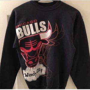Chicago bulls sweatshirt